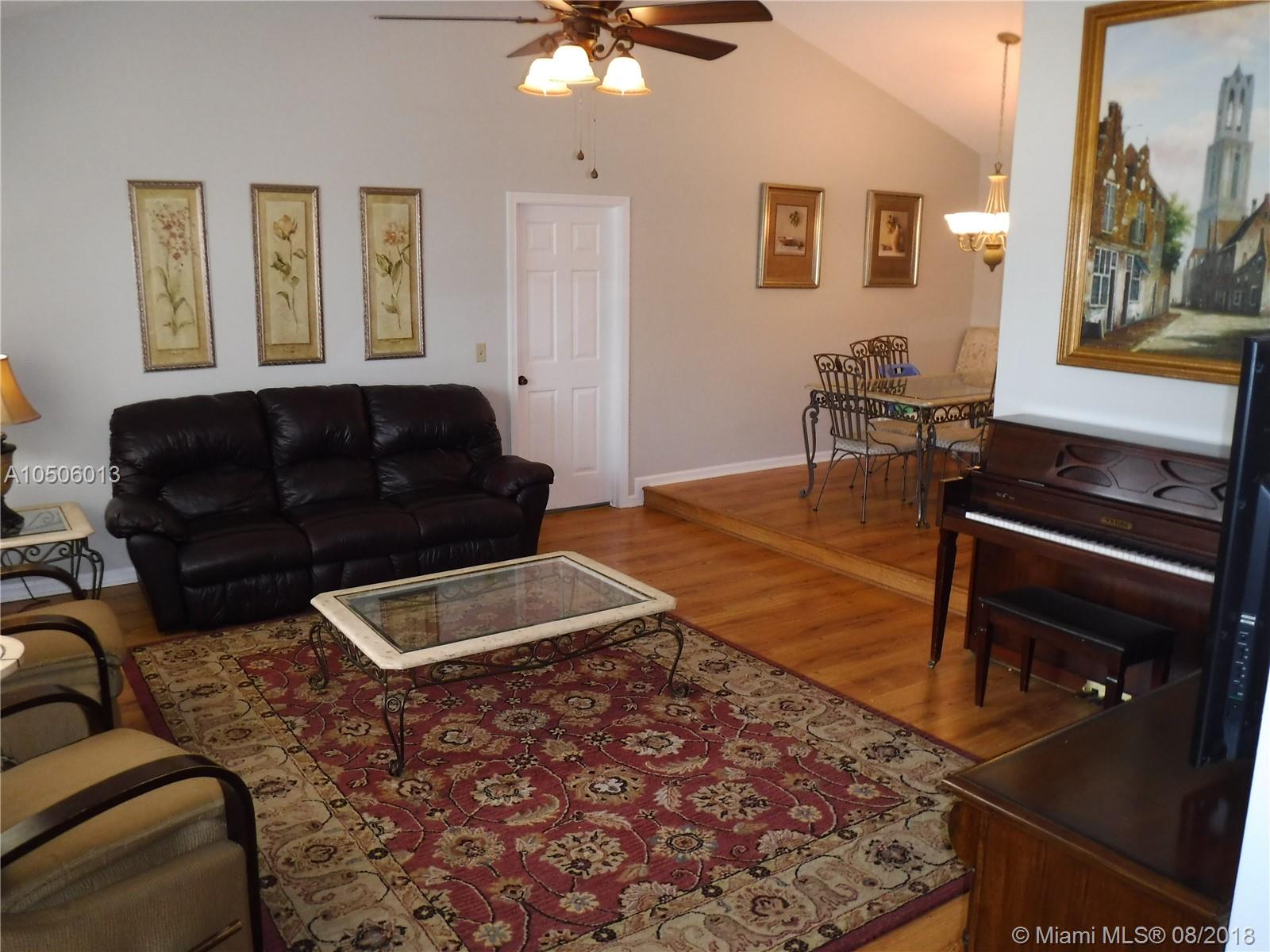 SOUTH SHORE 2 OF WELLINGT - Residential