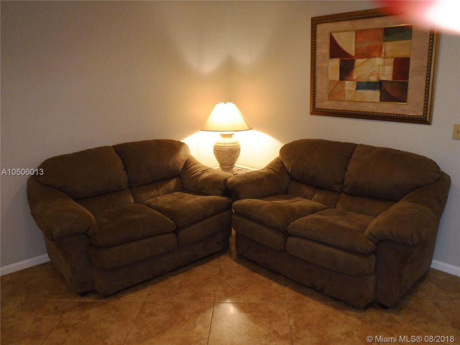 SOUTH SHORE 2 OF WELLINGT - Residential