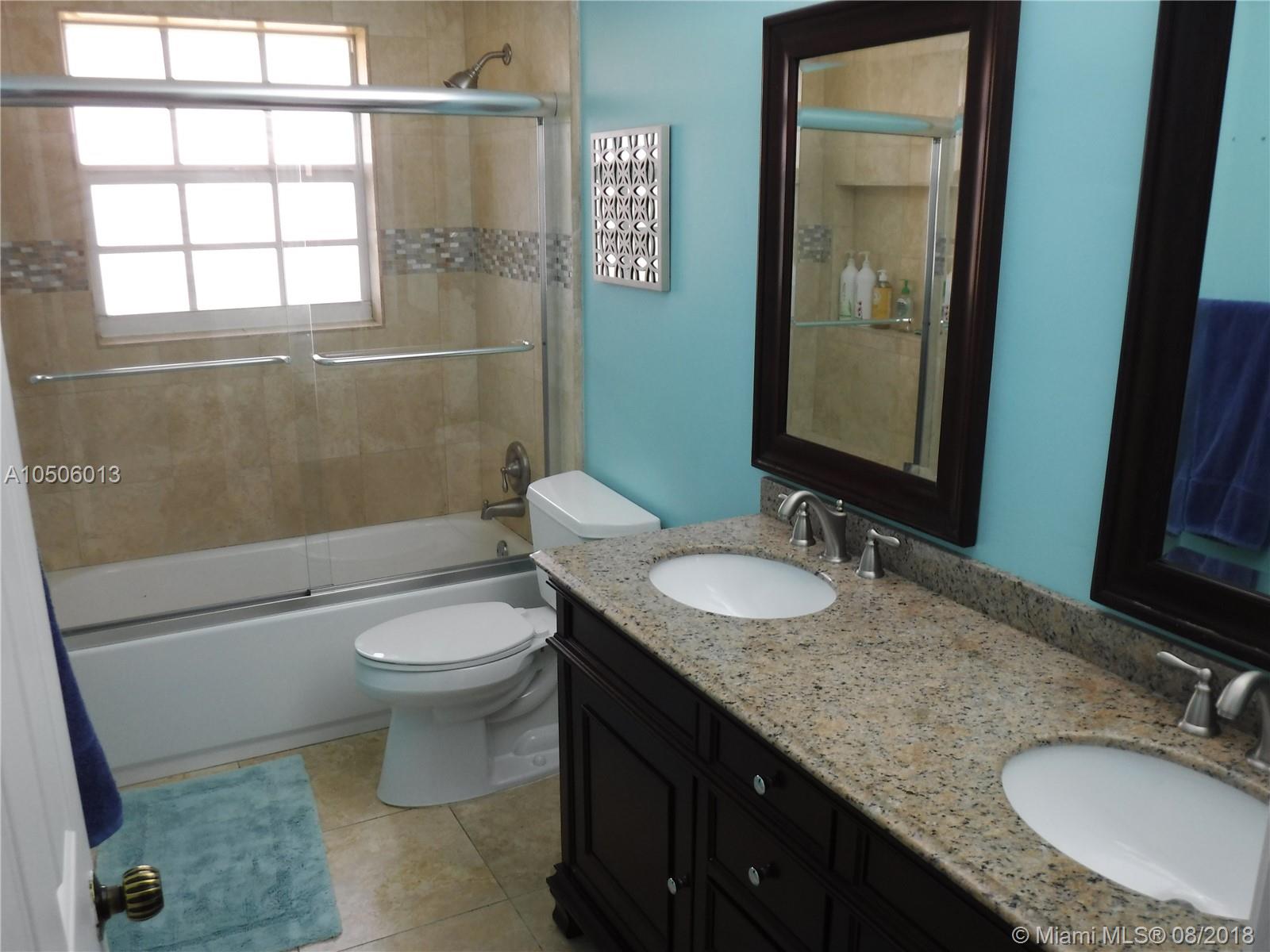 SOUTH SHORE 2 OF WELLINGT - Residential