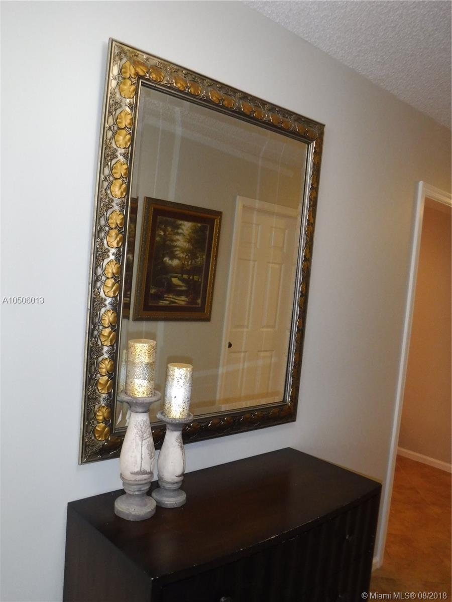 SOUTH SHORE 2 OF WELLINGT - Residential