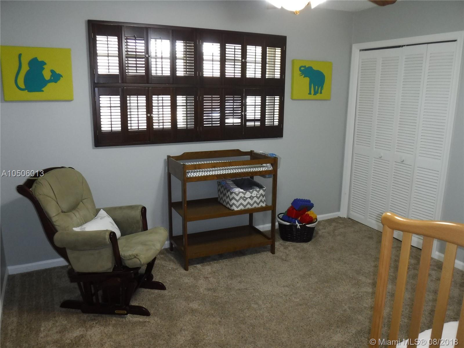 SOUTH SHORE 2 OF WELLINGT - Residential