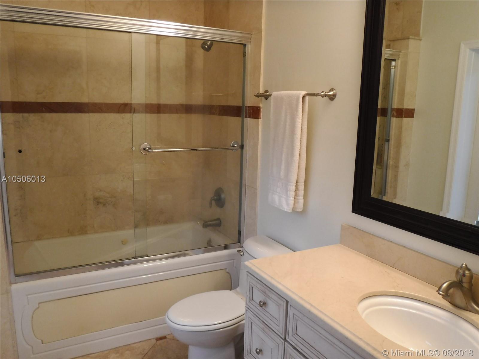 SOUTH SHORE 2 OF WELLINGT - Residential