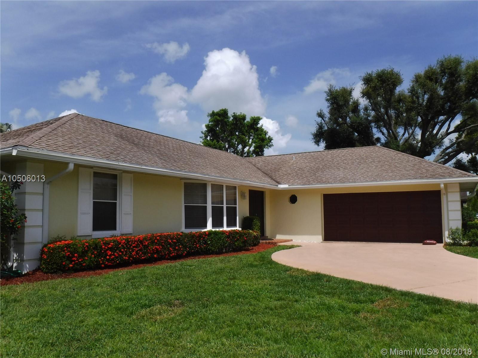 SOUTH SHORE 2 OF WELLINGT - Residential