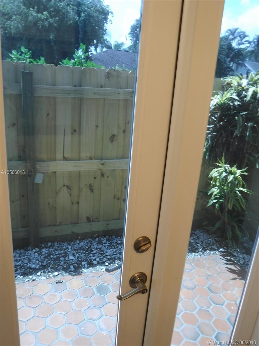 SOUTH SHORE 2 OF WELLINGT - Residential