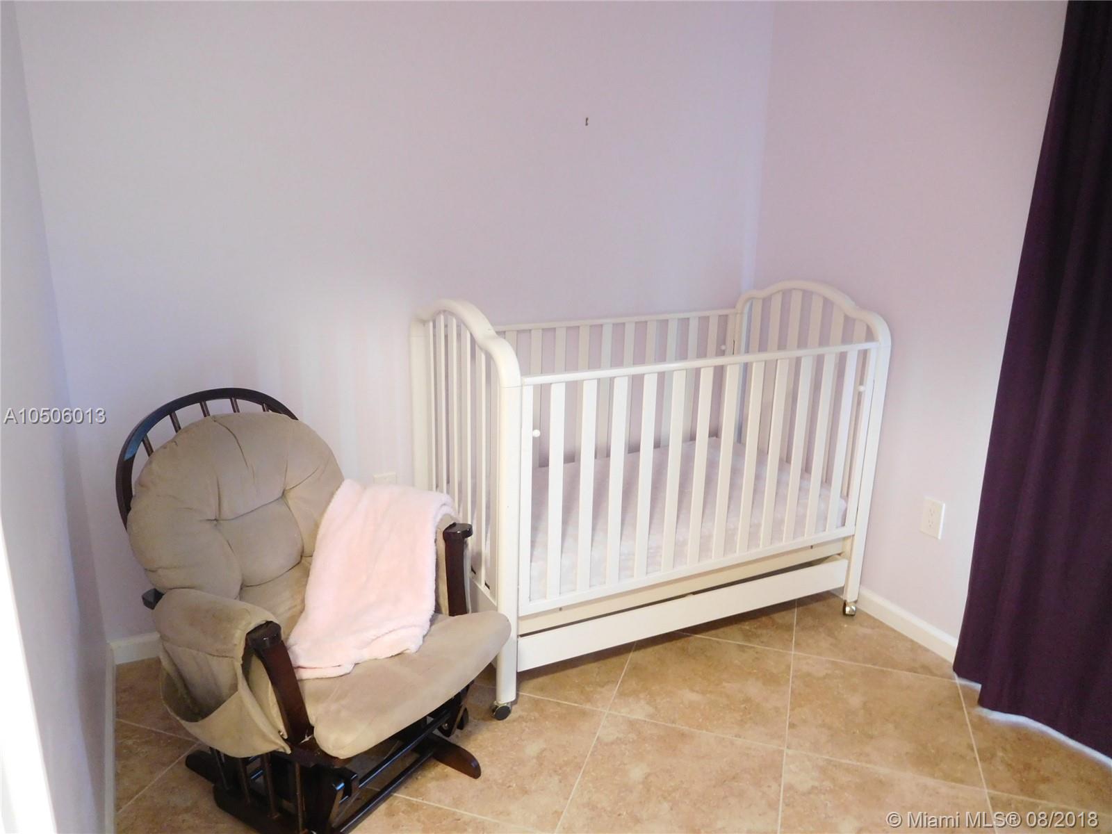 SOUTH SHORE 2 OF WELLINGT - Residential