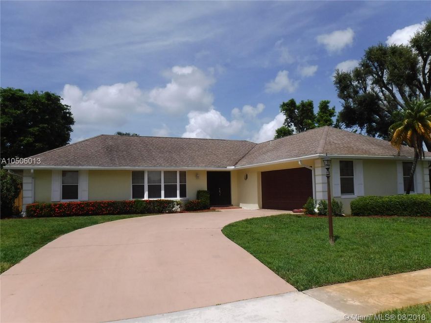 Just appraised at 389k. No HOA. Lovely, roomy and totally renovated with a bonus baby room/office as a 5th bedroom.  All renovations permitted. Split plan, formal living area and separate family room. Vaulted ceilings. Top notch workmanship is evident throughout.  Granite counters and stainless steel appliances adorn the central, ergonomic kitchen. Porcelain and natural stone tile. Key West shutters. All baths updated, spa tub in the master with adjoining privacy wall to a secluded garden atrium. Corner lot with 12 ft. wide gates to fit a boat or trailer. Beautifully kept by the meticulous owners.  A rated schools in walking distance. Amazing private financing possible for qualified buyers:  10% down and $1280 per month.*