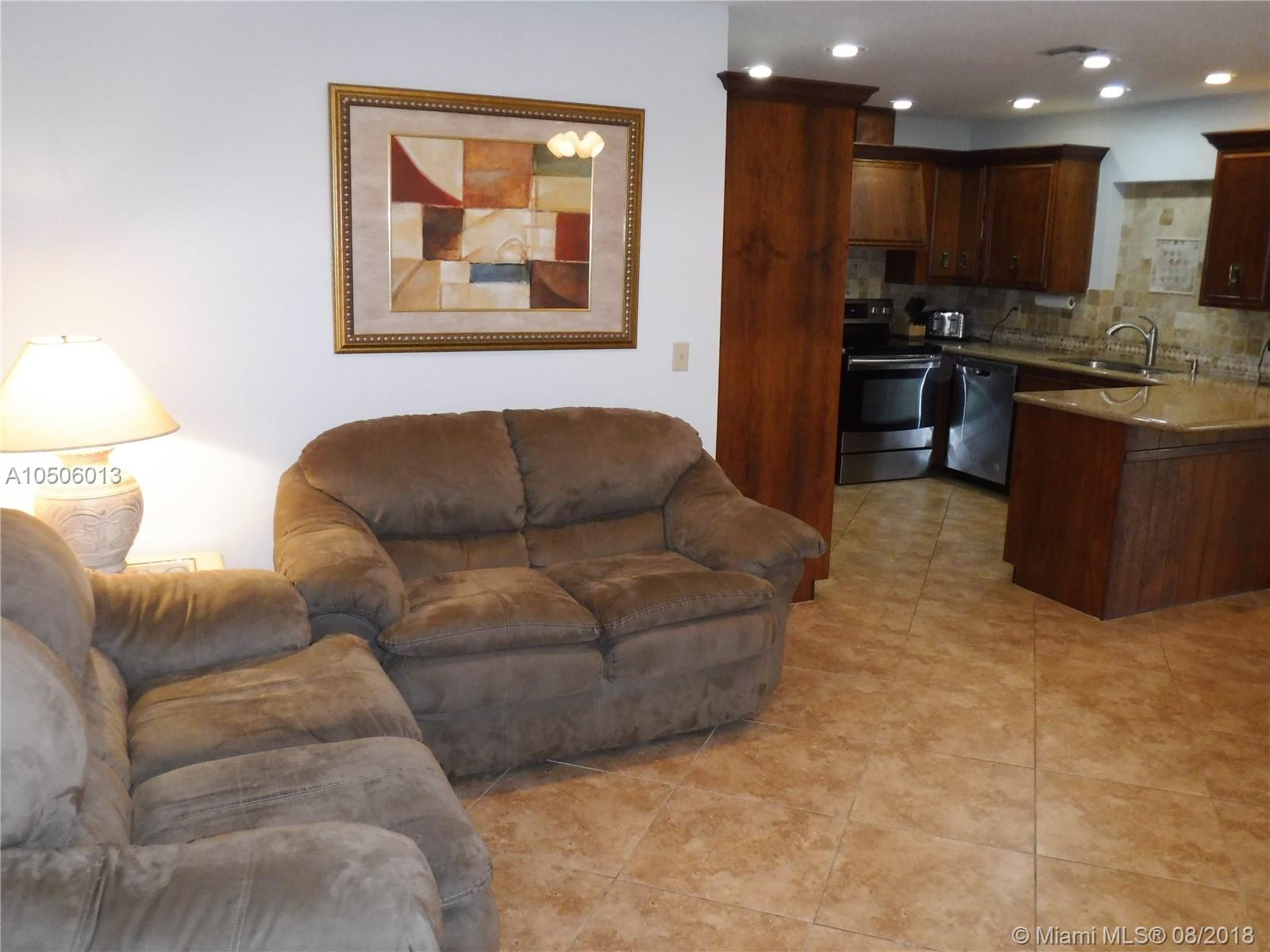 SOUTH SHORE 2 OF WELLINGT - Residential