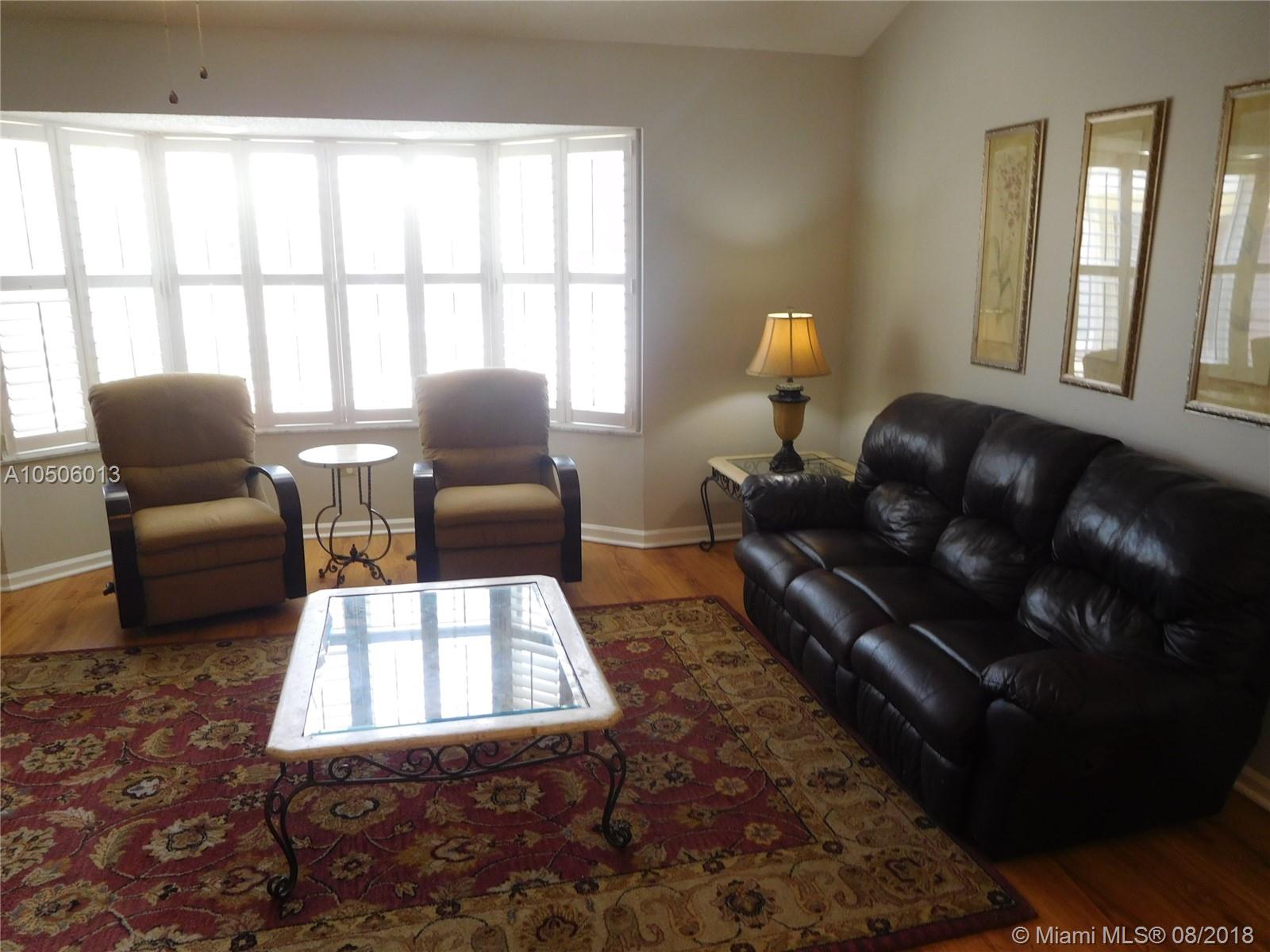 SOUTH SHORE 2 OF WELLINGT - Residential