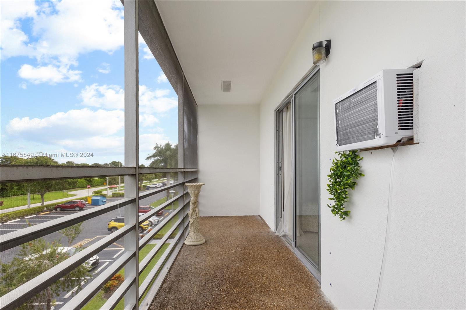 SUFFOLK AT CENTURY VILLAG - Residential