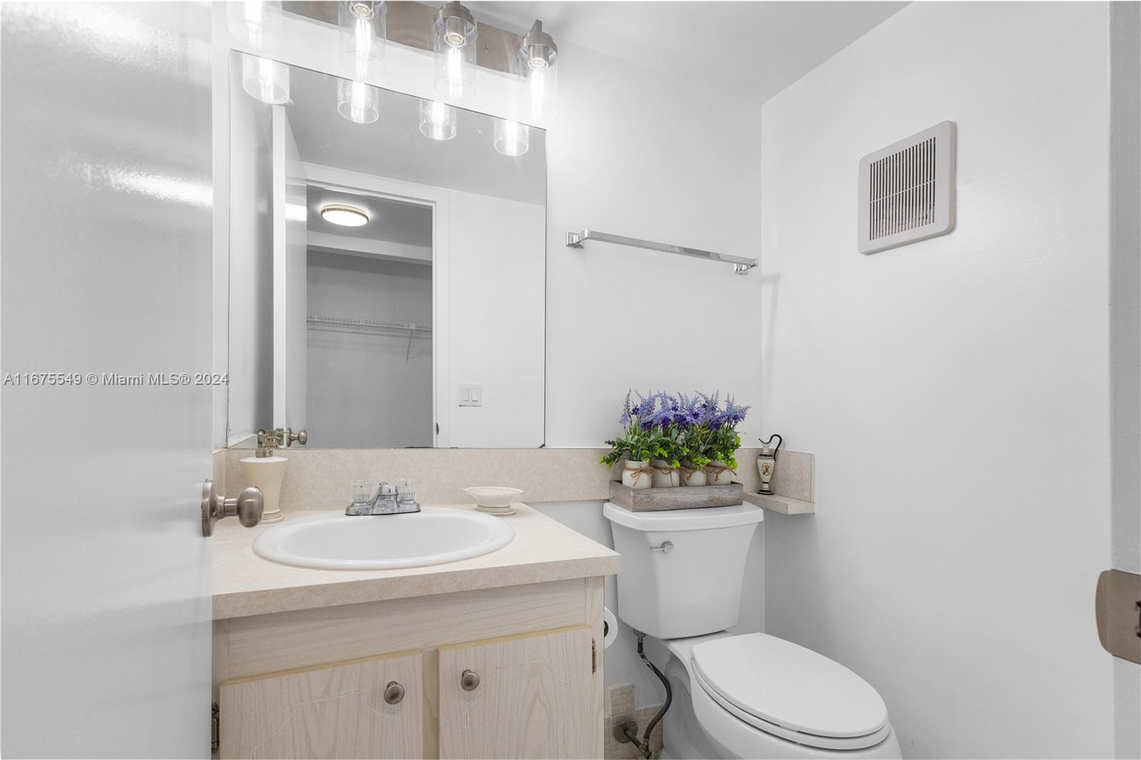 SUFFOLK AT CENTURY VILLAG - Residential