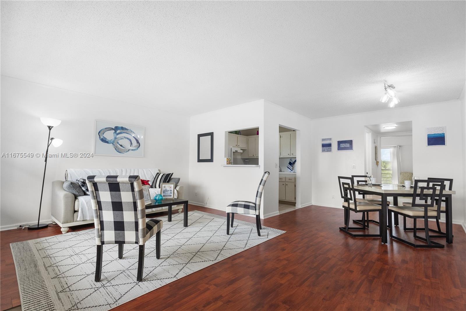 SUFFOLK AT CENTURY VILLAG - Residential