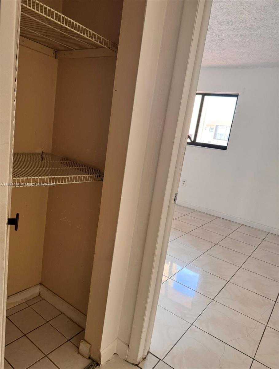 FOCSA CONDO - Residential Lease