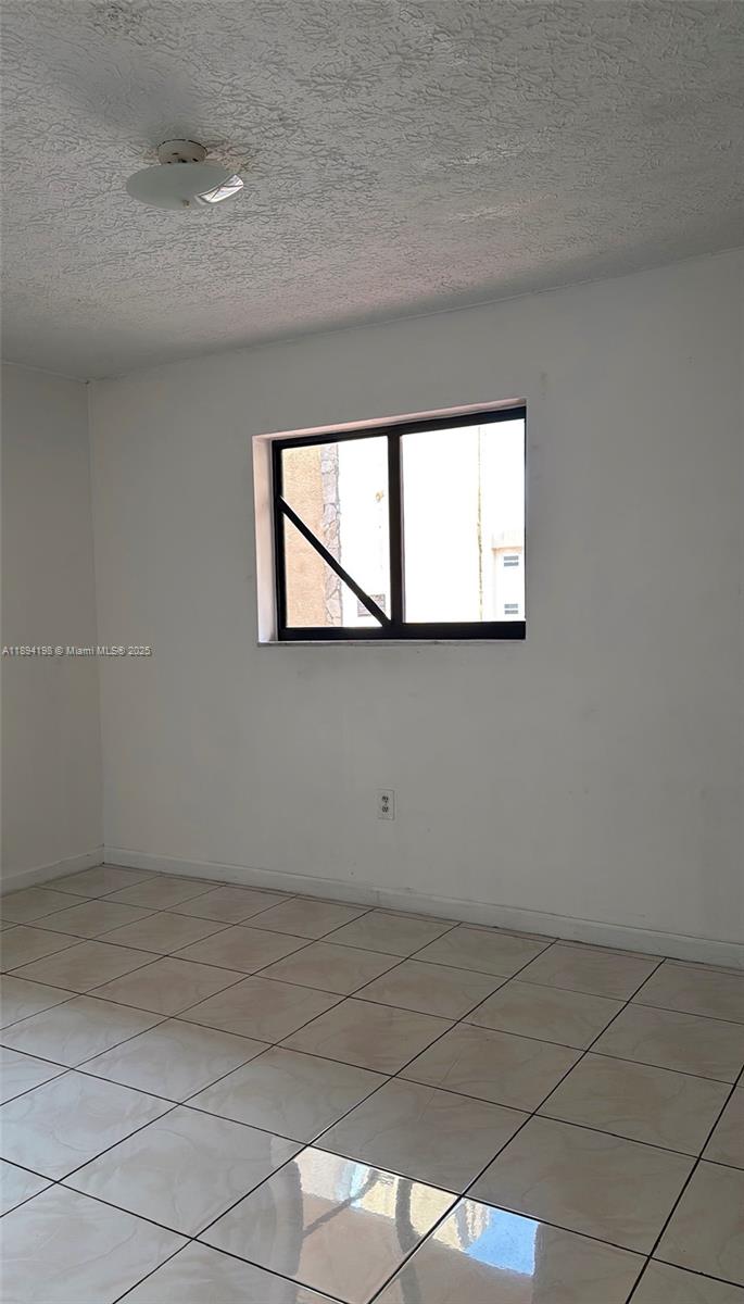 FOCSA CONDO - Residential Lease