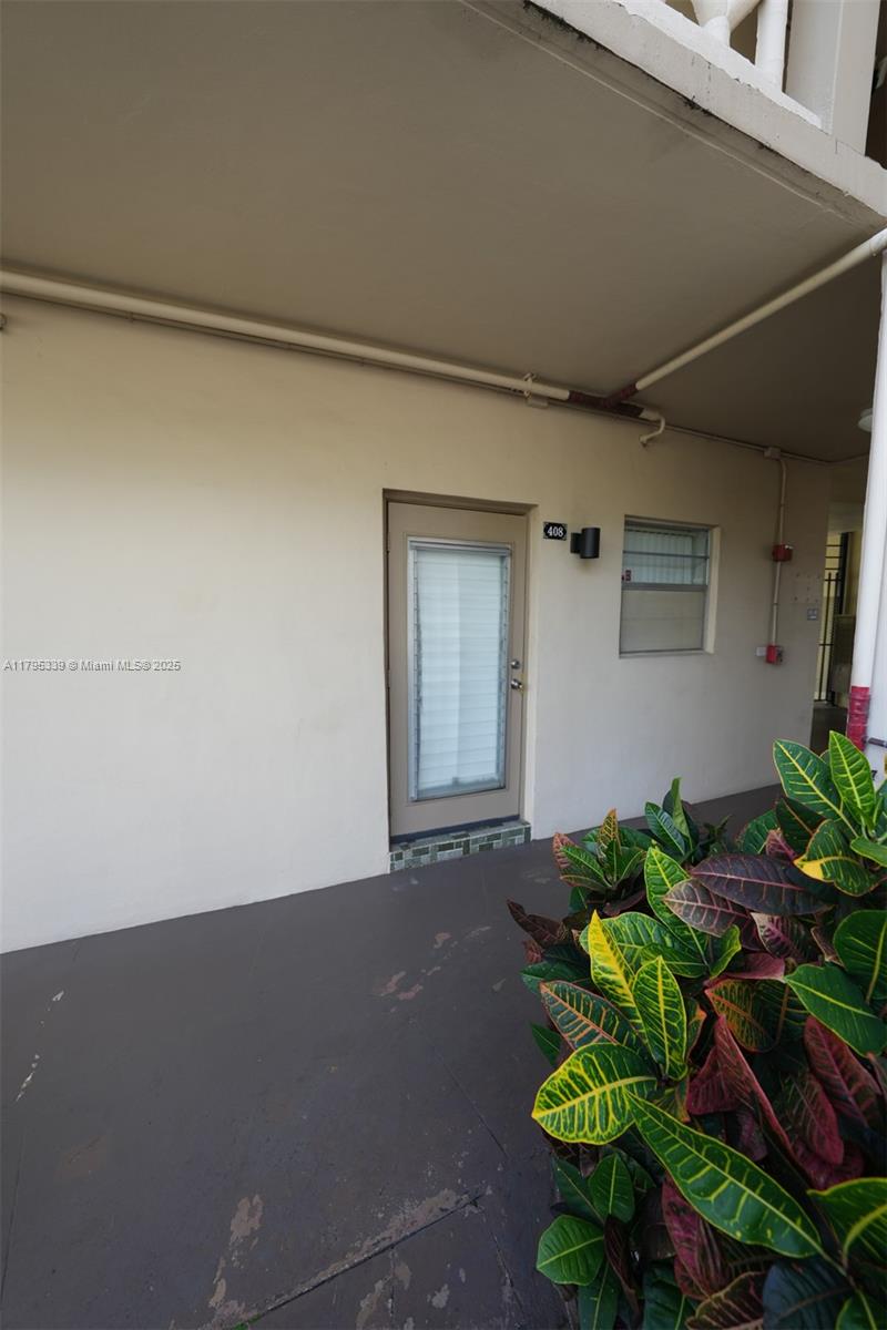 WALNUT GARDENS CONDO - Residential