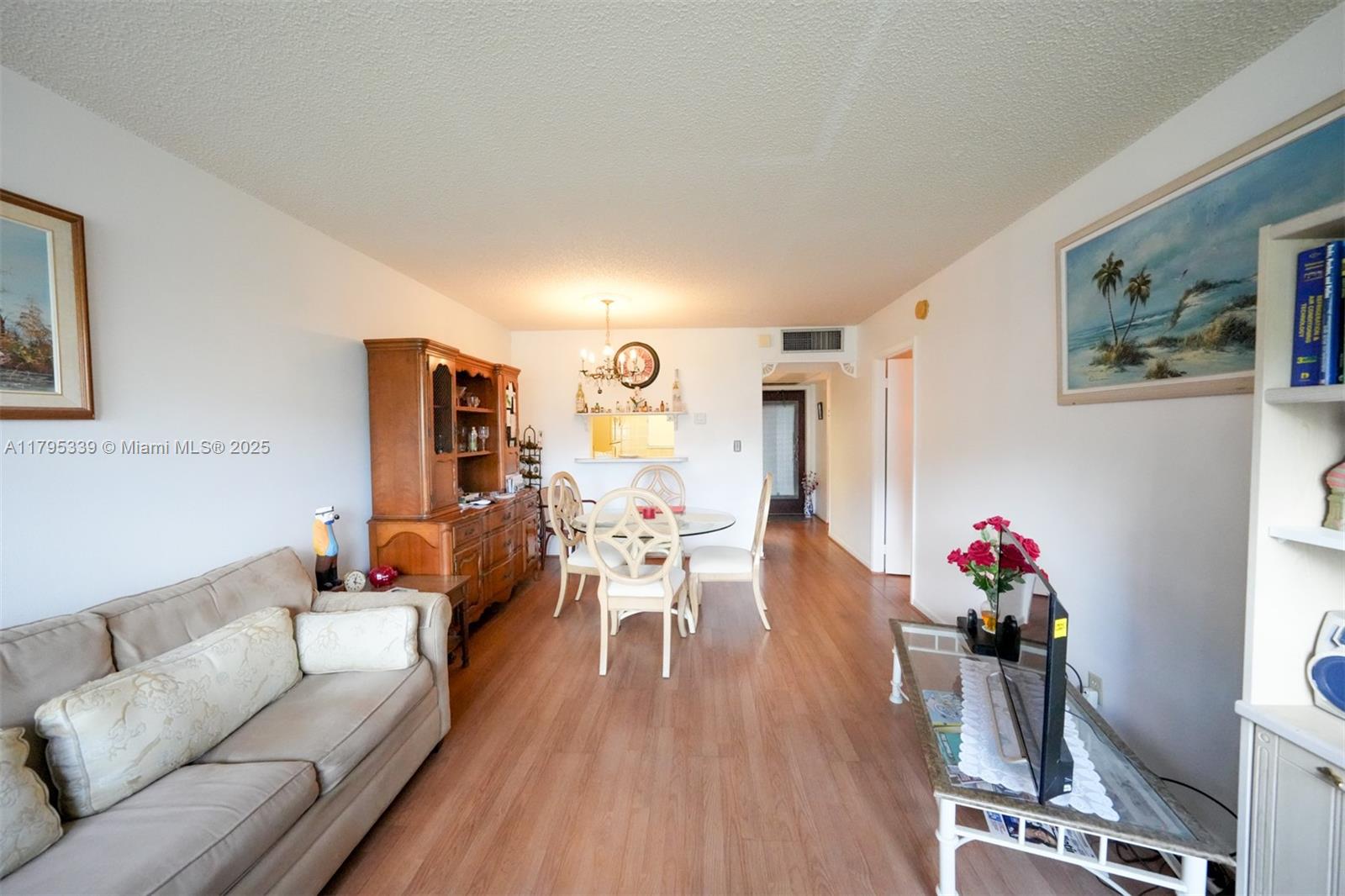 WALNUT GARDENS CONDO - Residential