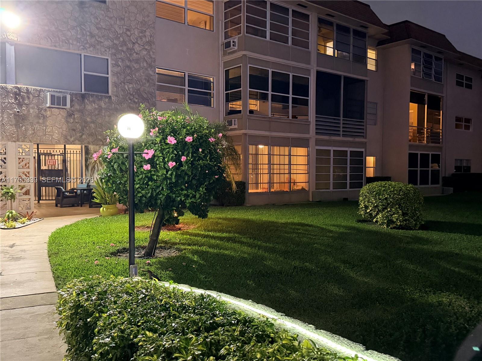 WALNUT GARDENS CONDO - Residential