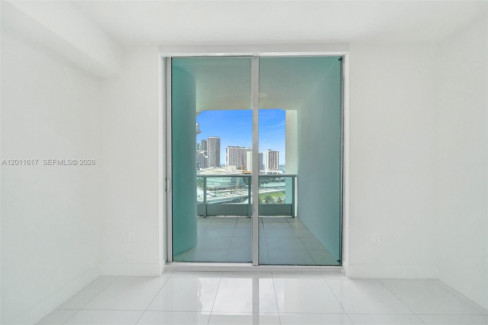 900 BISCAYNE BAY CONDO - Residential