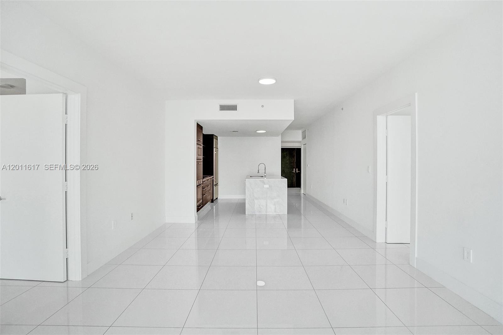 900 BISCAYNE BAY CONDO - Residential