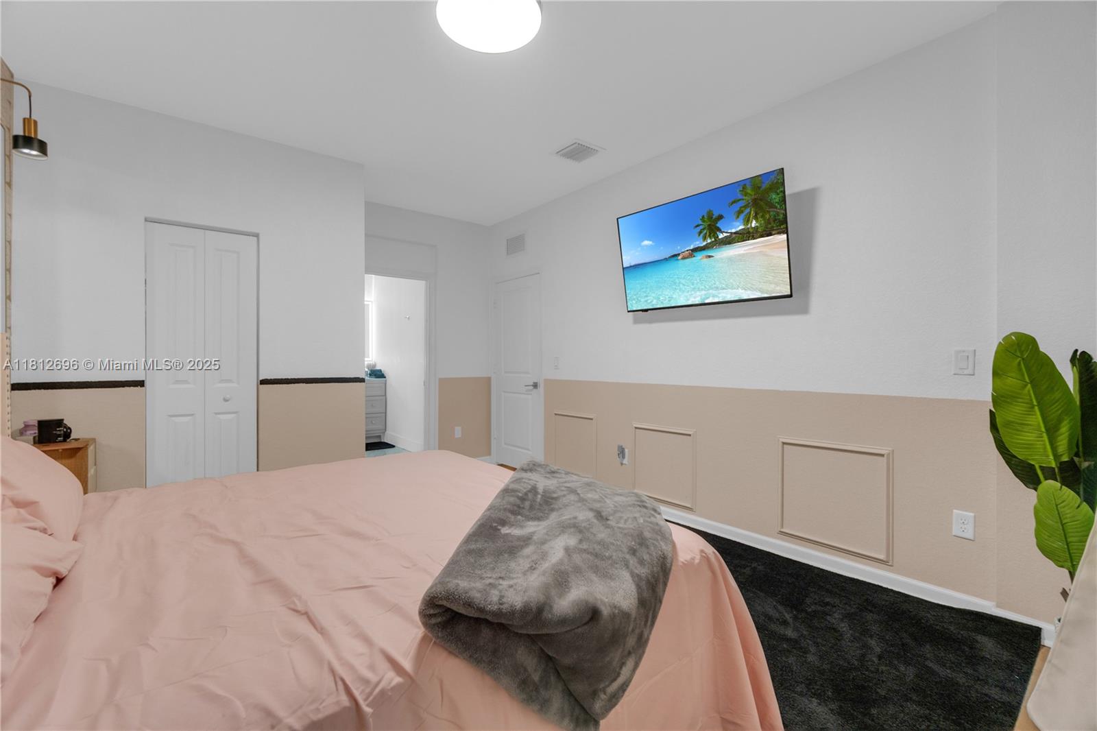 EDC ASSOCIATES PLAT - Residential Lease