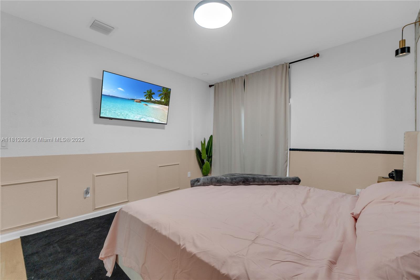 EDC ASSOCIATES PLAT - Residential Lease