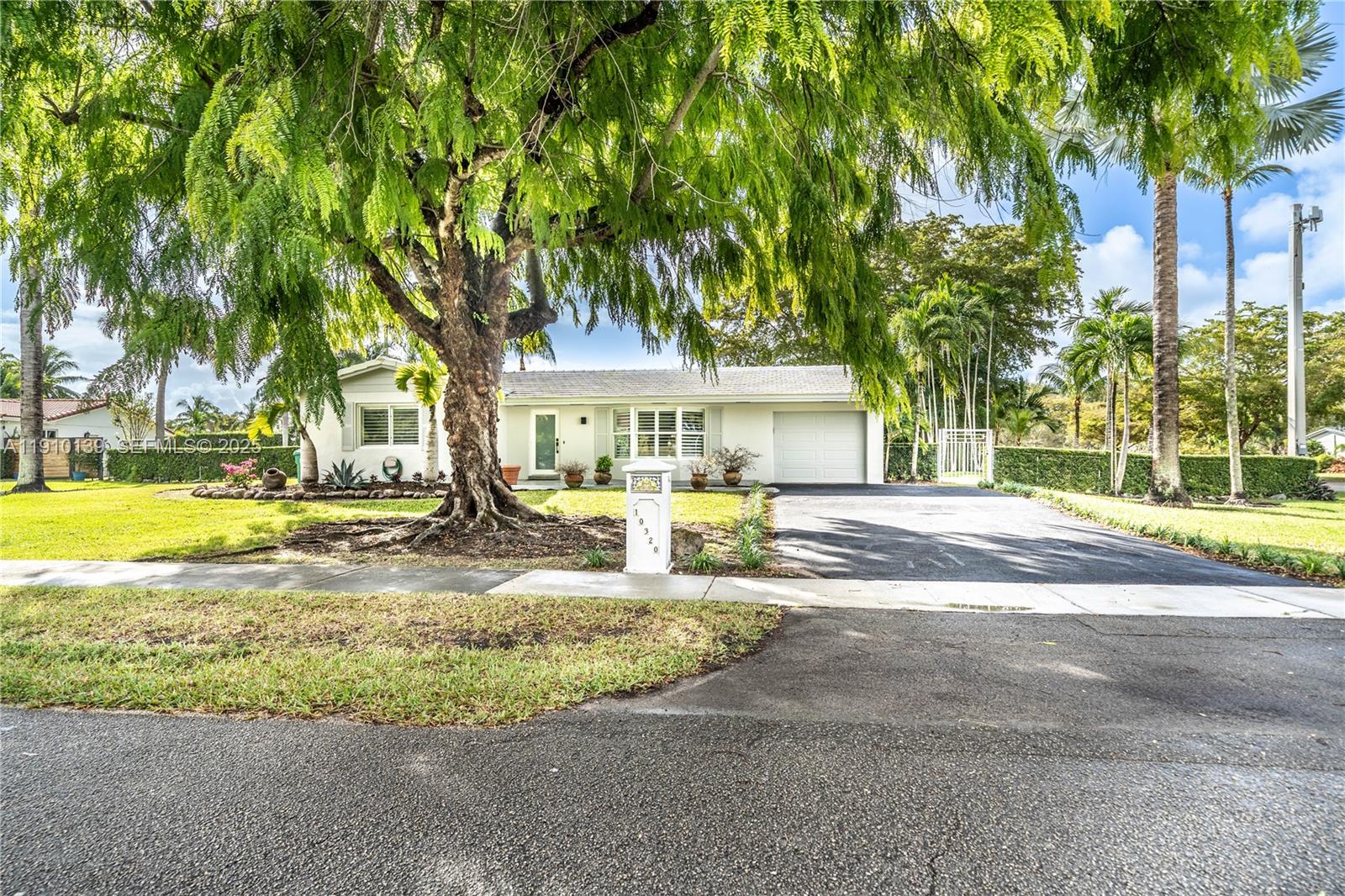 KENDALE SEC 1 - Residential