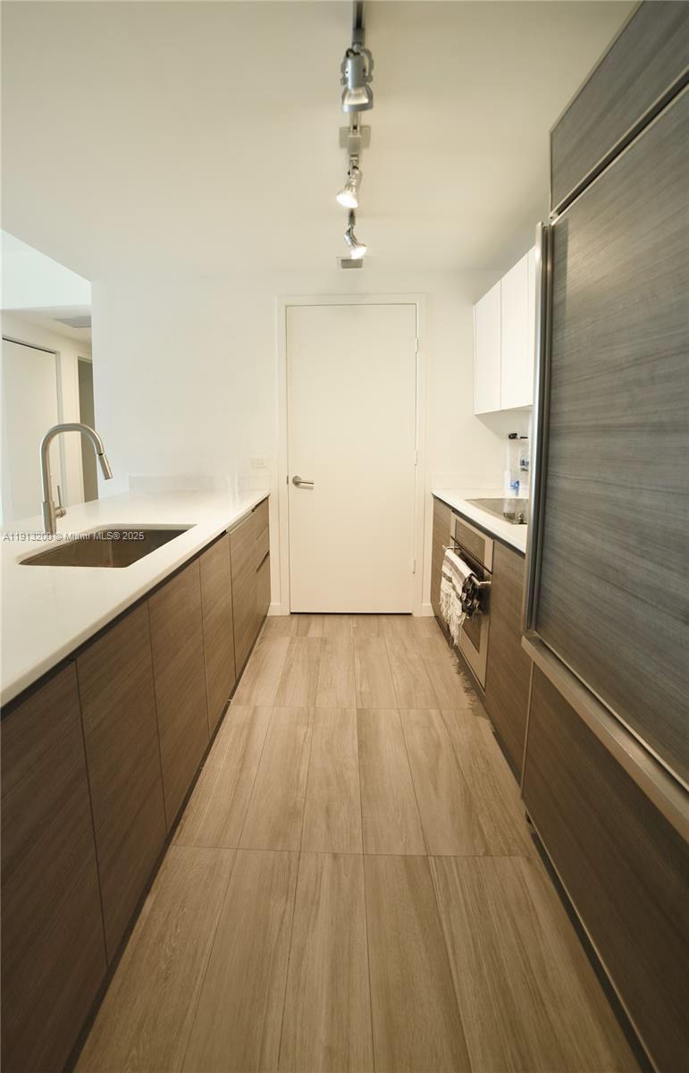 1100 S Miami Ave 1808