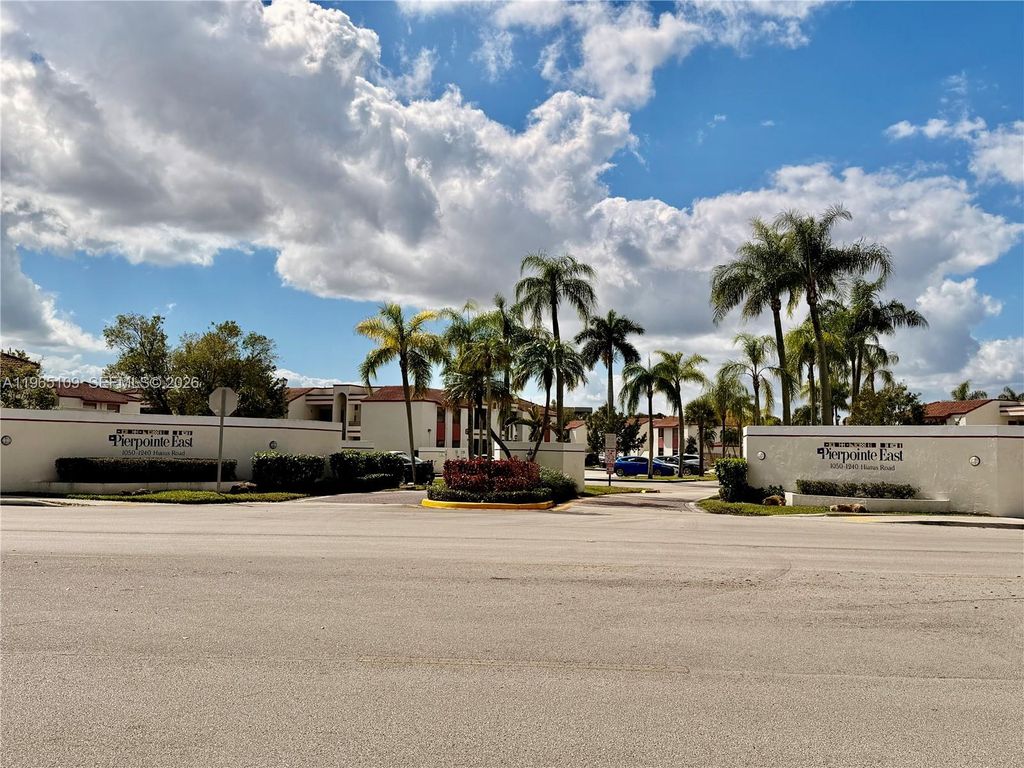 Photo of 1086 N Hiatus Rd #1086, Pembroke Pines, FL 33026 (MLS # A11965109)