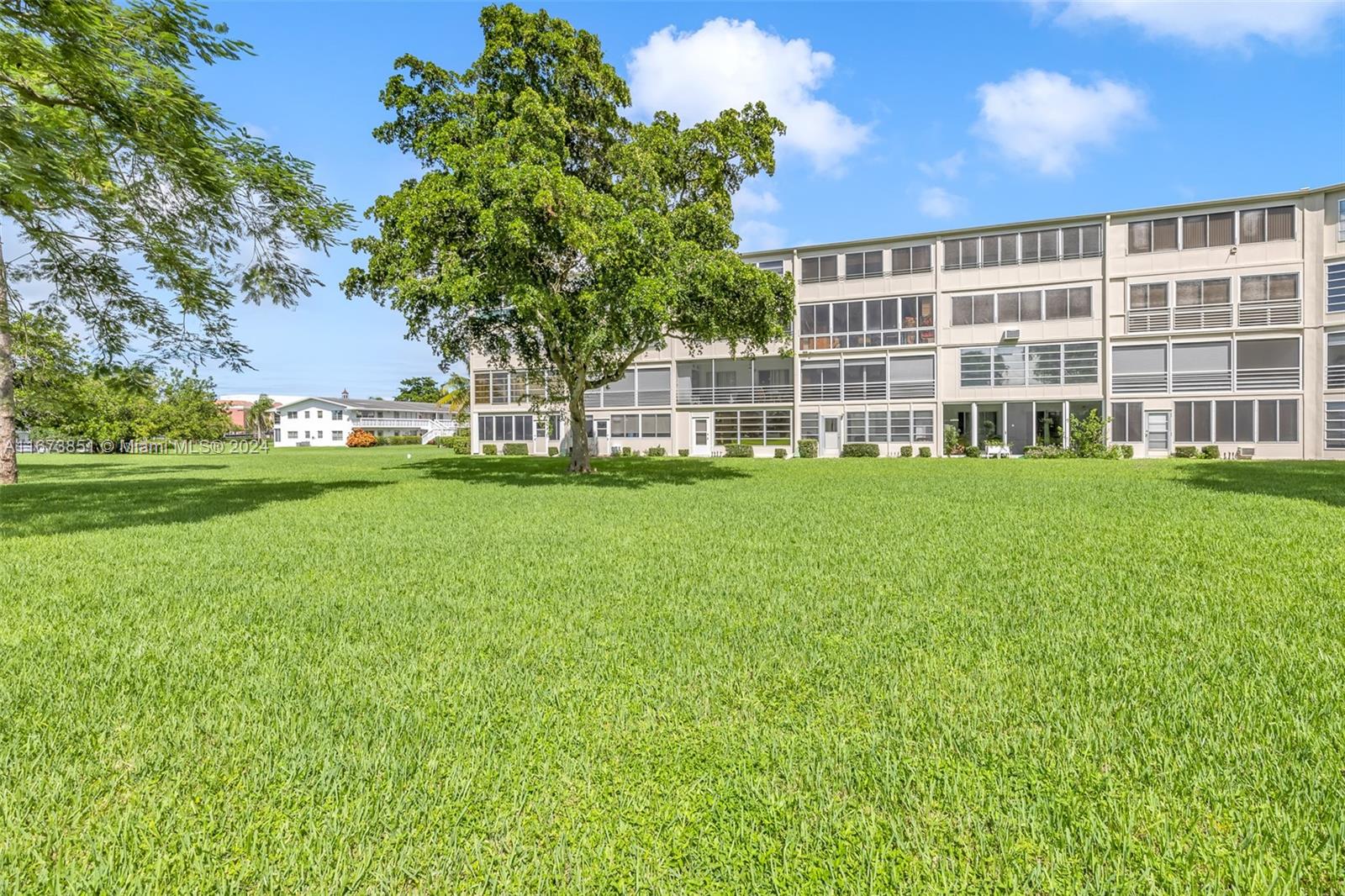 GRANTHAM E CONDO - Residential