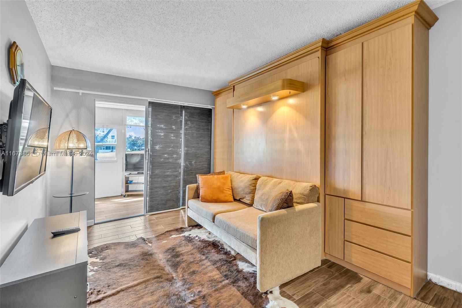 GRANTHAM E CONDO - Residential