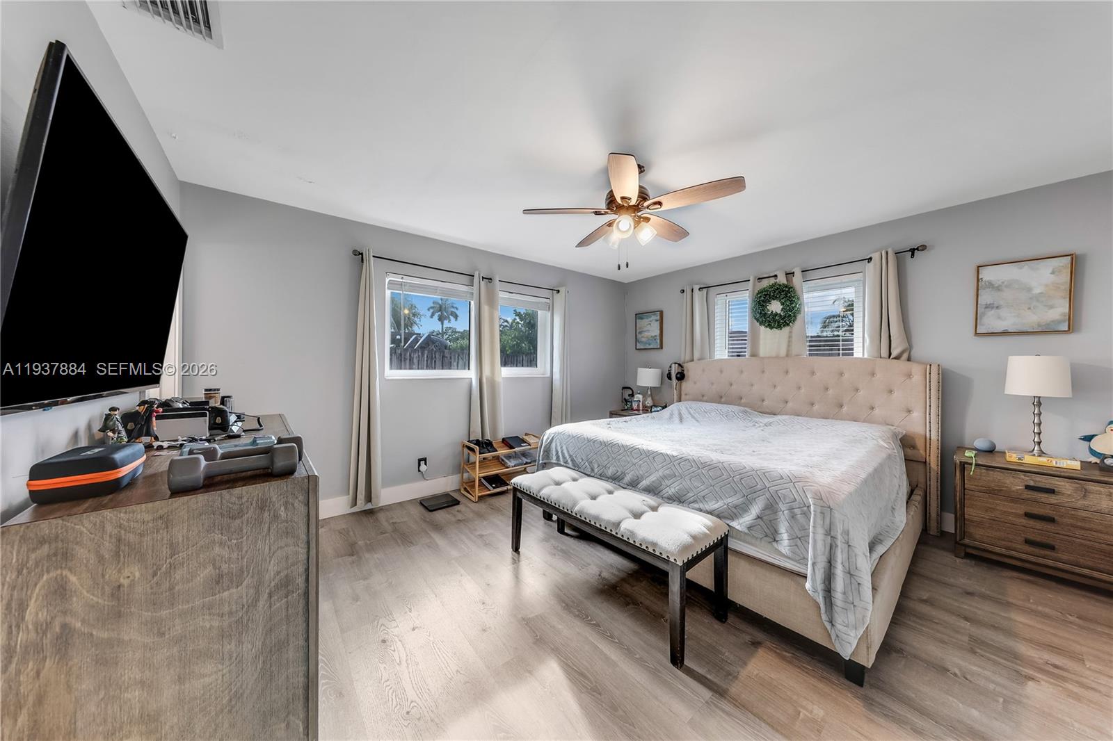 PASADENA LAKES - Residential