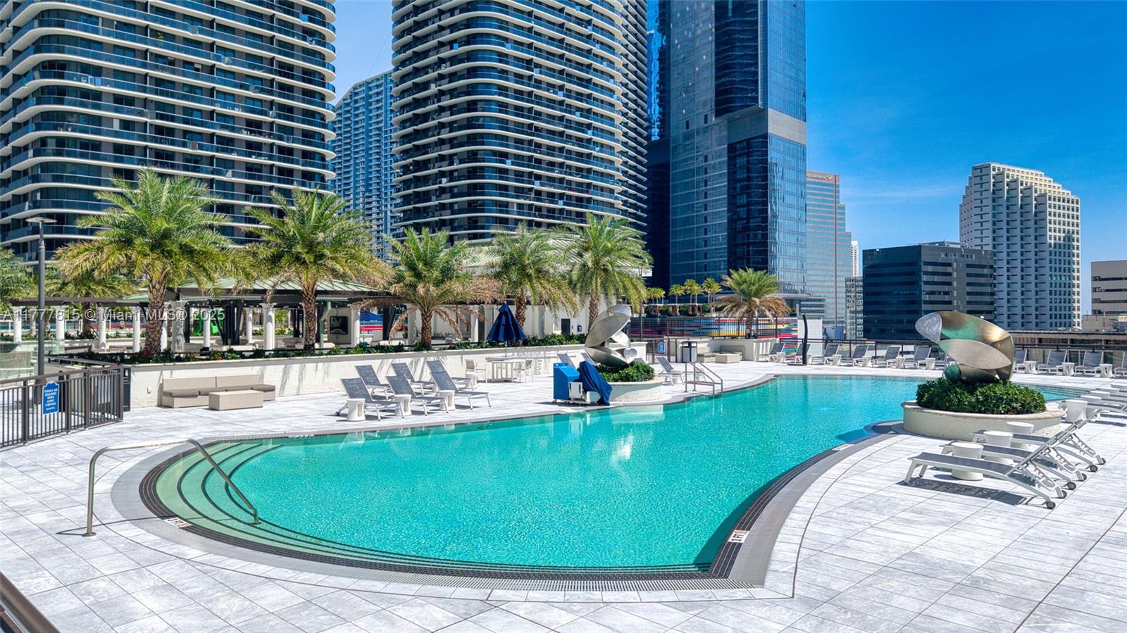999 SW 1st Ave 1912
