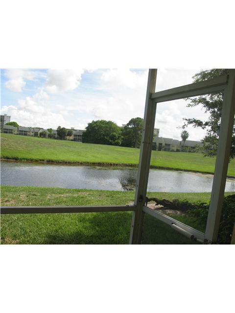 BREEZES AT PALM AIRE COND - Residential Lease