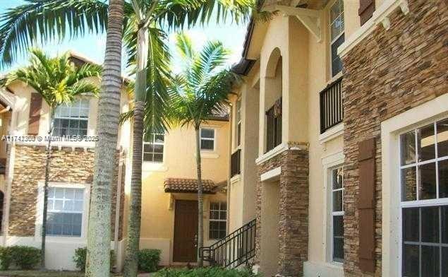 Property for Sale at 1485 Ne 33rd Rd 111-1, Homestead, Miami-Dade County, Florida - Bedrooms: 3 
Bathrooms: 3  - $338,000