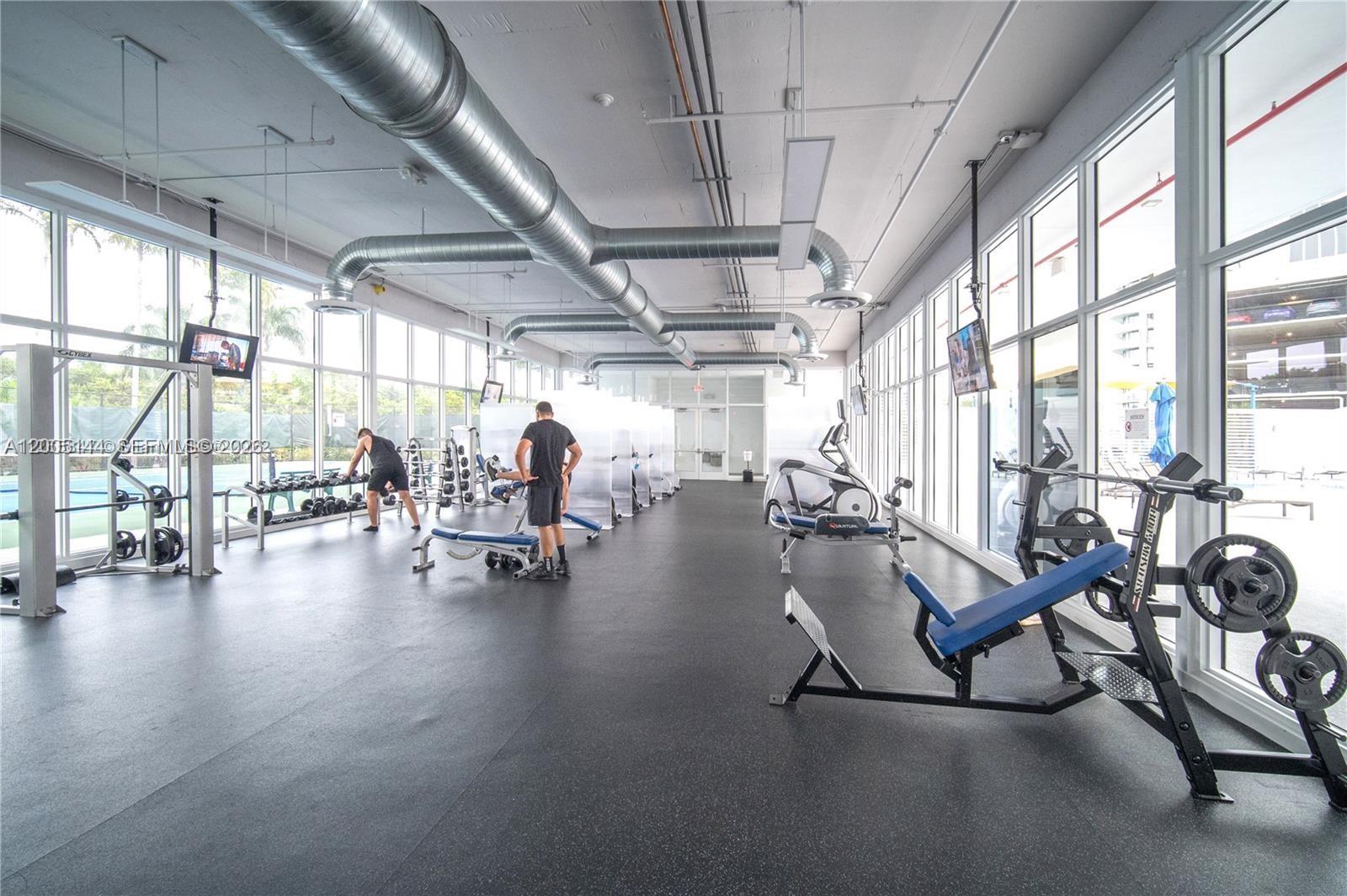 THE OAKS I CONDO - Residential