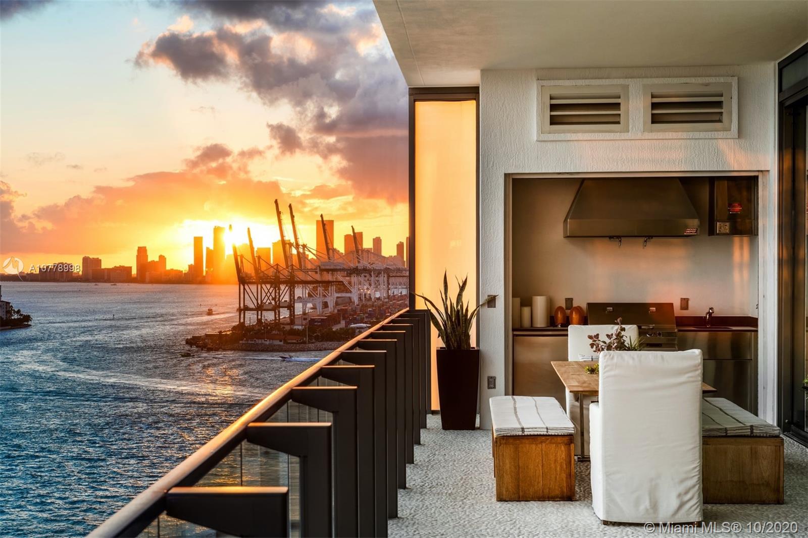 APOGEE CONDO - Residential