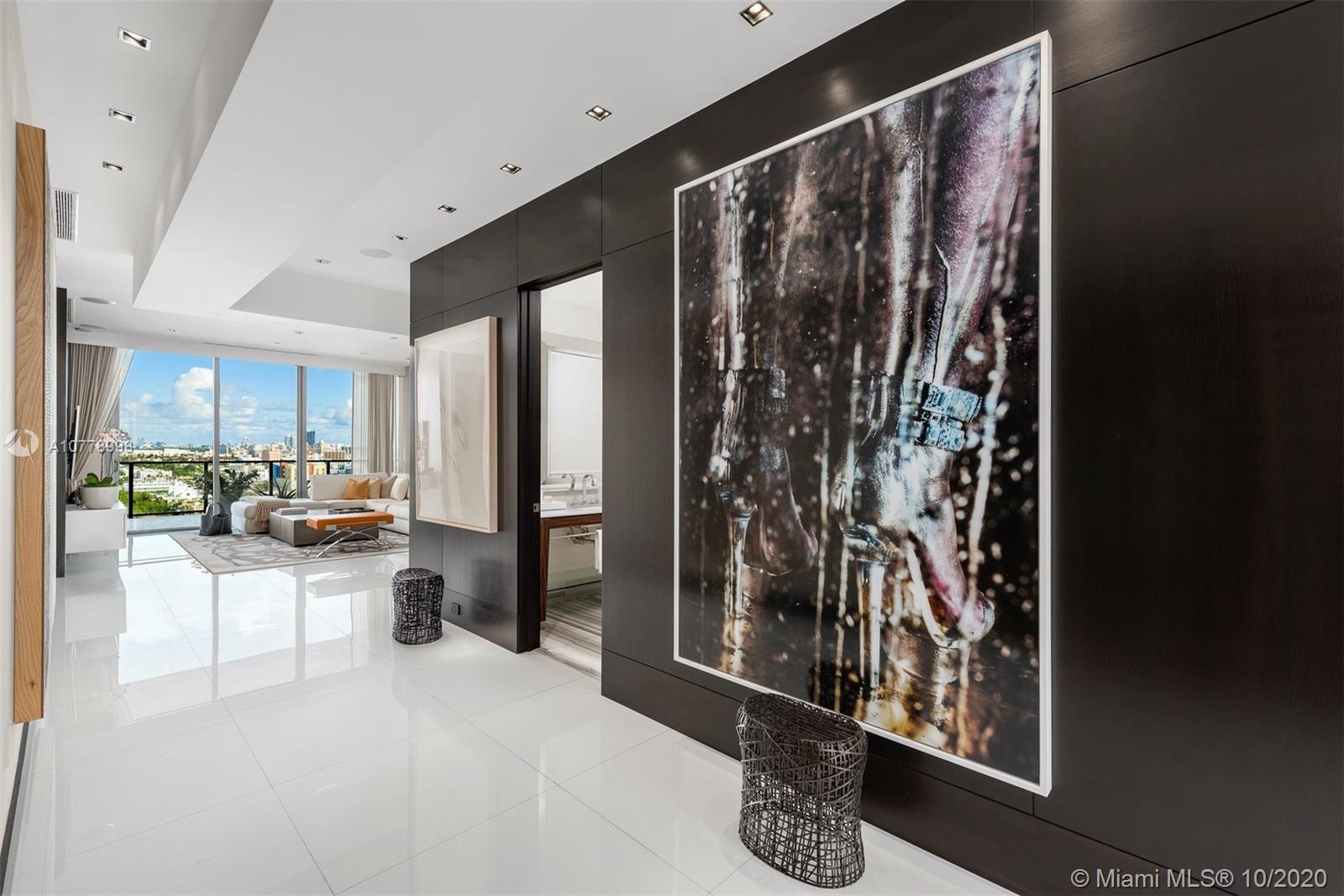 APOGEE CONDO - Residential