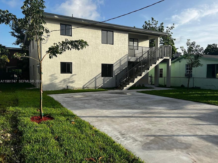 BRAND NEW CONSTRUCTION RENTAL UNIT. 1 FLOOR. 5 BEDROOMS 2 BA. WITH BIG BACKYARD. CLOSE TO WYNWOOD AND DESIGN DISTRICT. VACANT AND READY TO MOVE IN.