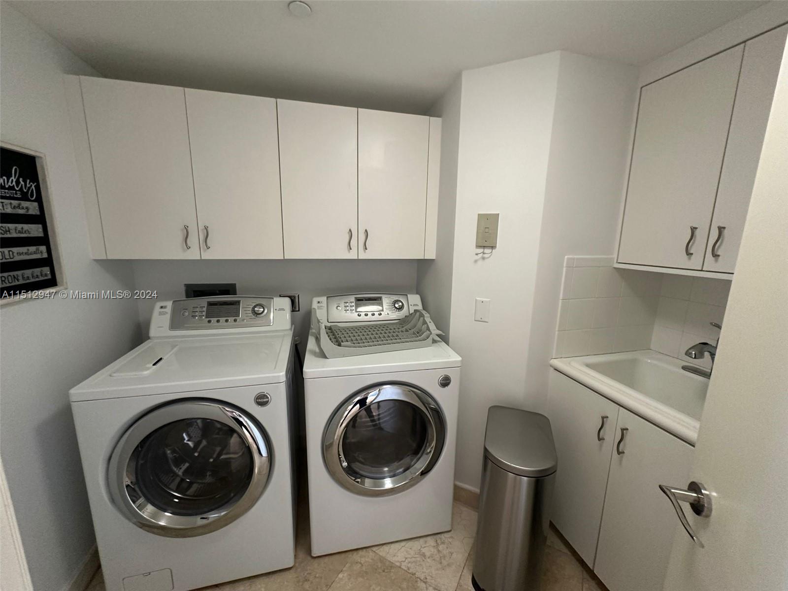 2000 ISL BLVD WILLIAMS IS - Residential