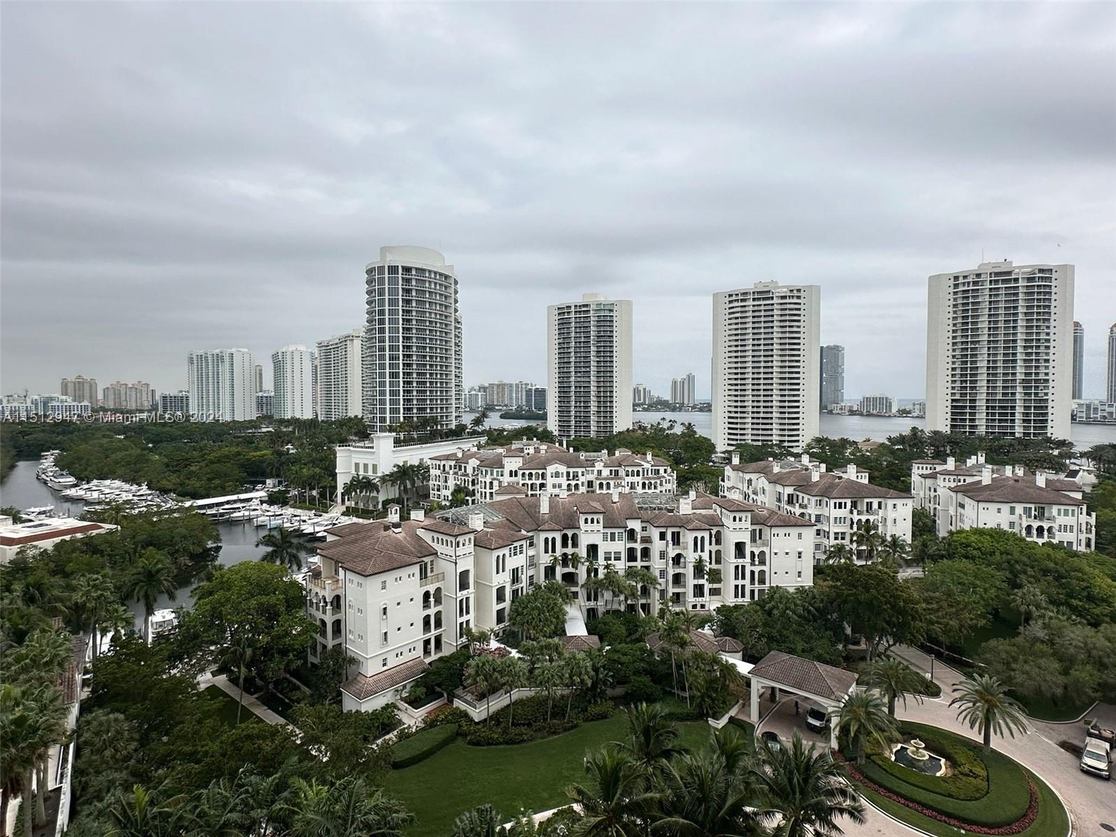 2000 ISL BLVD WILLIAMS IS - Residential