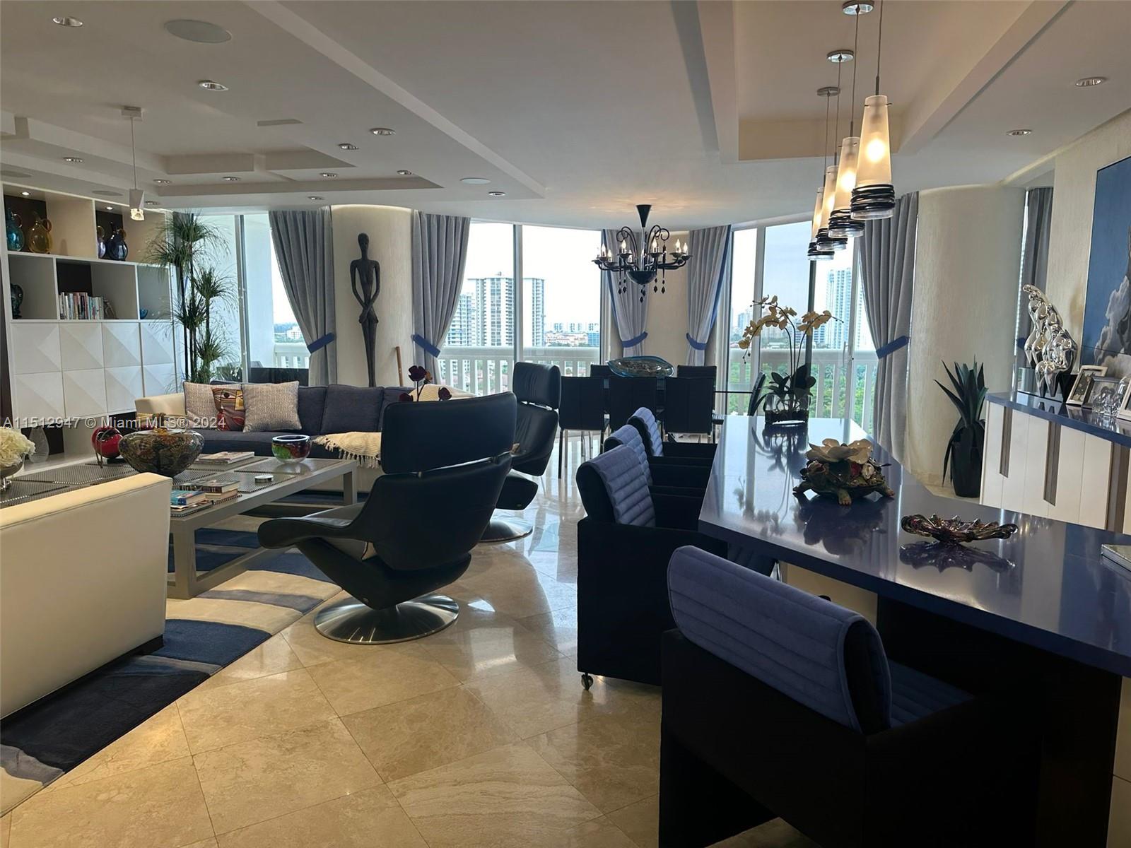 2000 ISL BLVD WILLIAMS IS - Residential