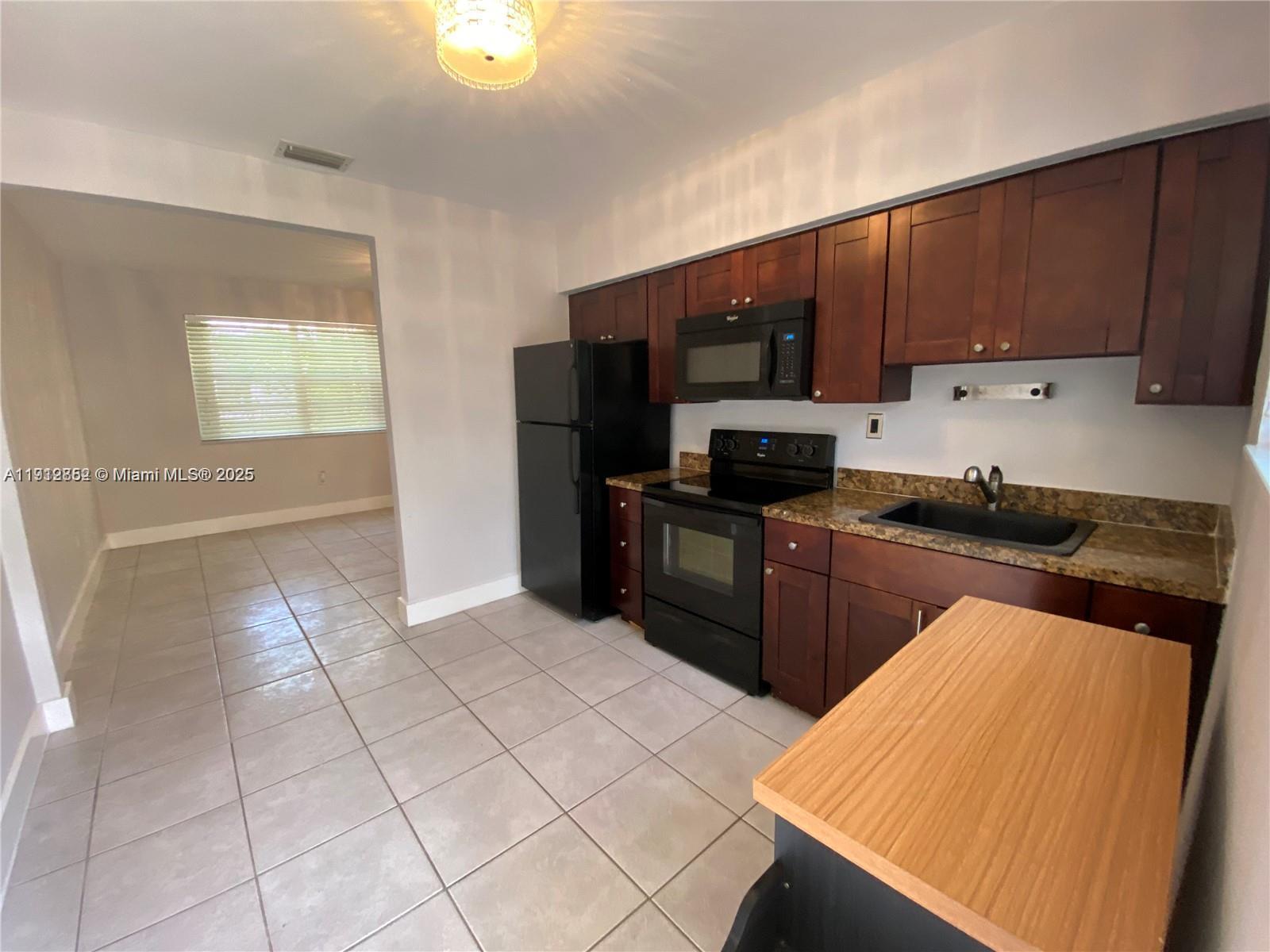 THE PINES - Residential Lease