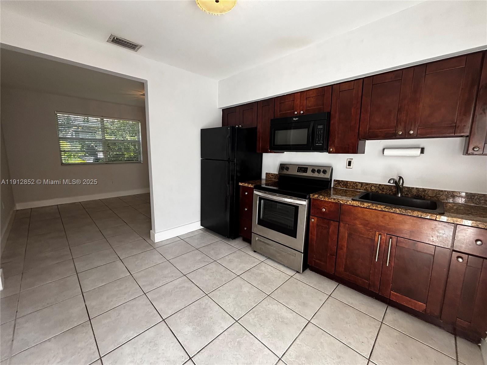 THE PINES - Residential Lease