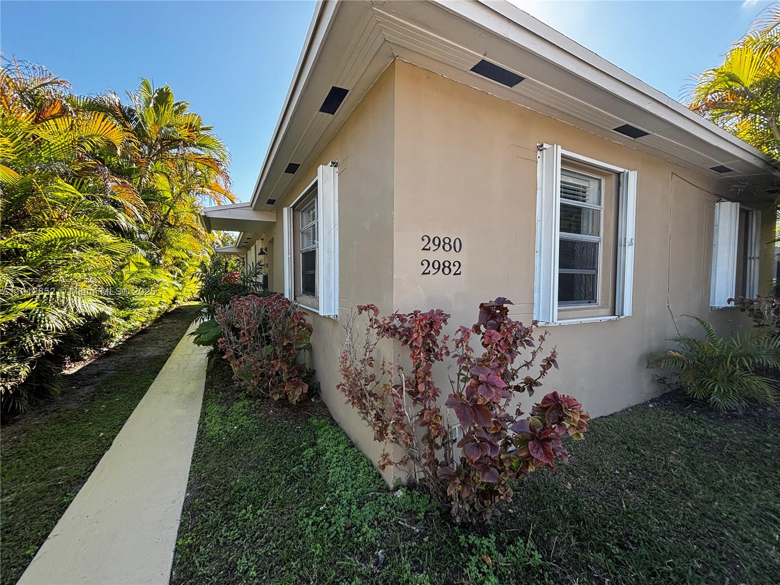 THE PINES - Residential Lease