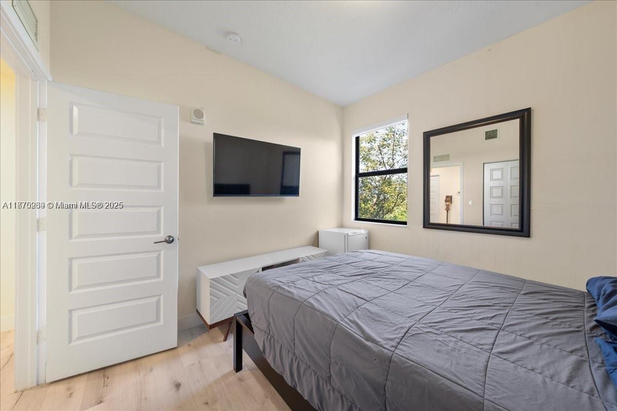 HIGHLAND AT PARK CENTRAL - Residential