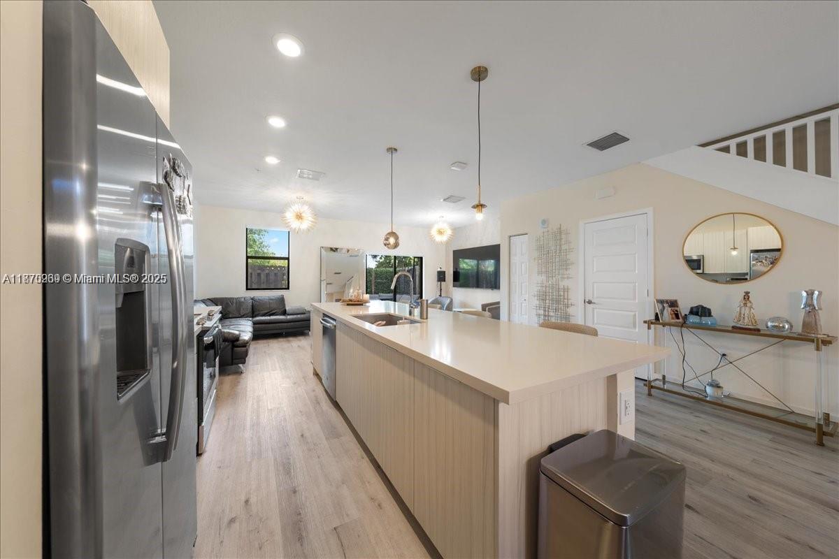 HIGHLAND AT PARK CENTRAL - Residential