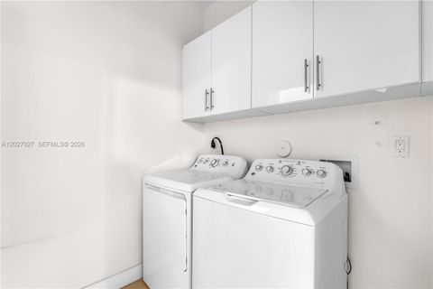Tiny photo for 10250 NW 76th Ter, Doral, FL 33178 (MLS # A12027927)