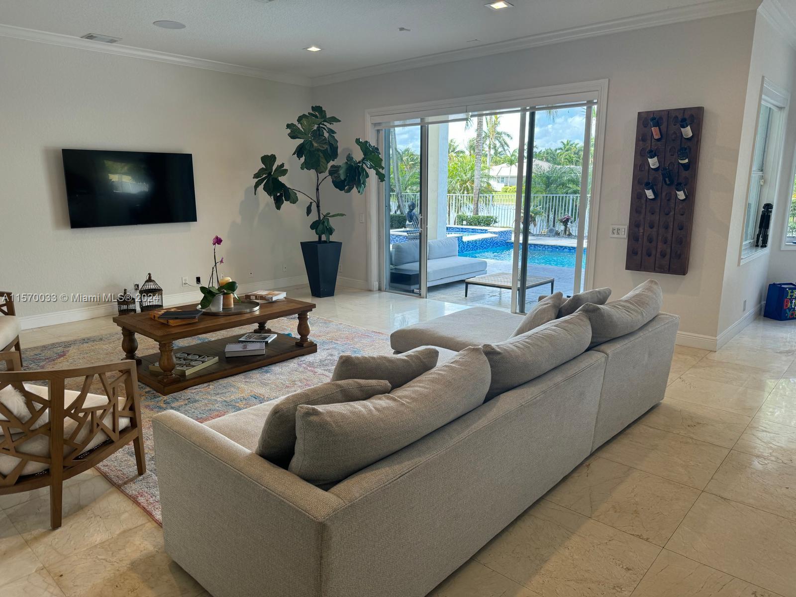 SECTOR 7-PARCEL W - Residential