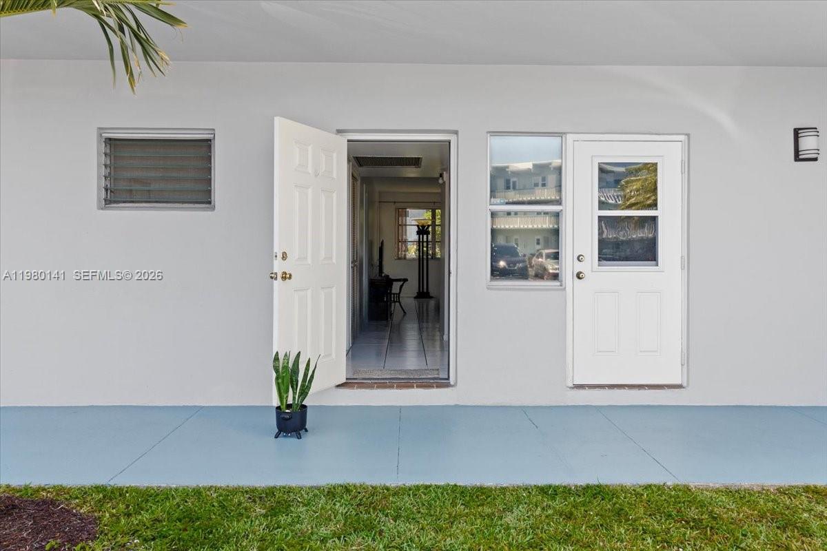 SHERIDAN LAKES CONDO APTS - Residential Lease