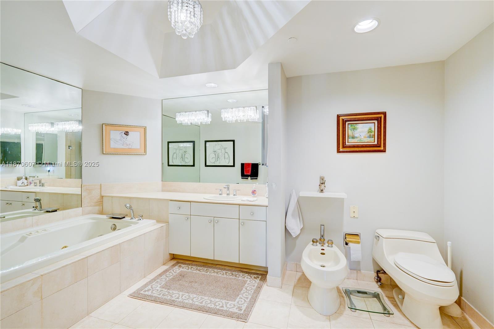 2000 ISL BLVD WILLIAMS IS - Residential