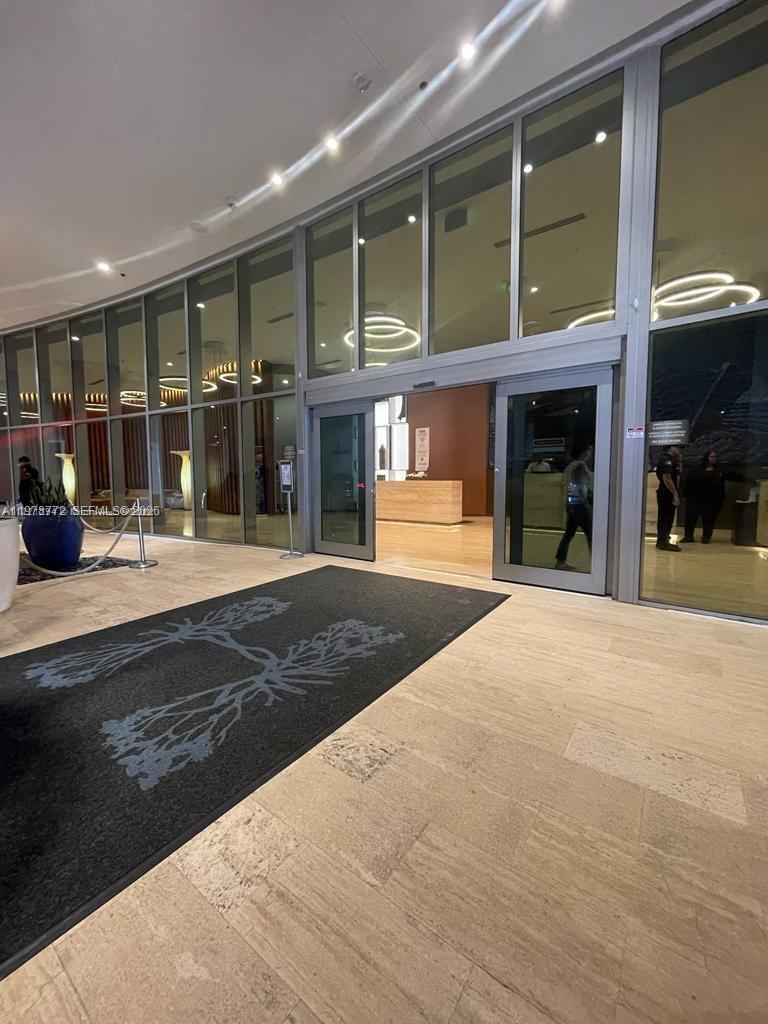 4111 SOUTH OCEAN DRIVE CO - Residential